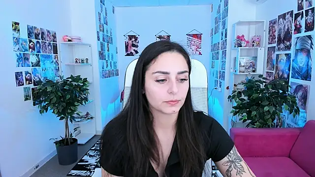 ValeriiMills online show from November 2025 02:51:01 PM