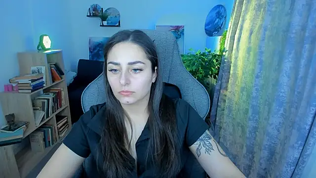 ValeriiMills online show from March 2026 09:43:02 PM