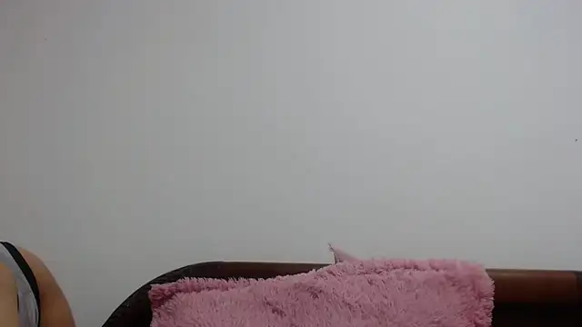 Snapshot of MeliSweet chatting on March 2026 06:06:01 AM MeliSweet online show from March 2026 06:06:01 AM