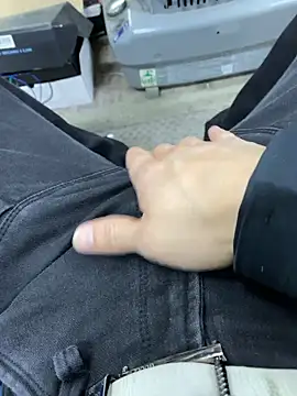 m4m4m4m online show from November 2025 08:24:01 AM