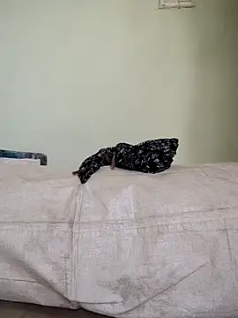 Snapshot of Desi_Bhabi_01 chatting on November 2025 09:21:01 AM Desi Bhabi 01 online show from November 2025 09:21:01 AM