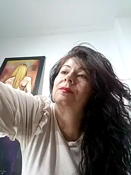 lunadicty online show from December 2024 12:59:01 AM