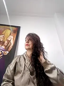 lunadicty online show from January 2025 11:01:02 PM