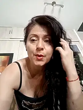 lunadicty online show from April 2026 04:59:02 AM