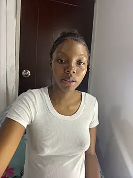 Snapshot of Meegannhill chatting on November 2025 12:37:02 PM Meegannhill online show from November 2025 12:37:02 PM