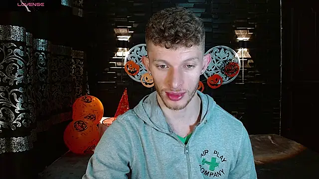 andrewxbi online show from October 2025 11:17:01 AM