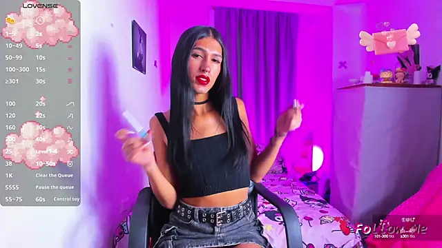 SkylerBennet online show from October 2025 04:26:01 AM