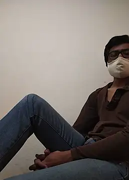 Snapshot of SunkLupus chatting on March 2025 06:37:01 AM SunkLupus online show from March 2025 06:37:01 AM