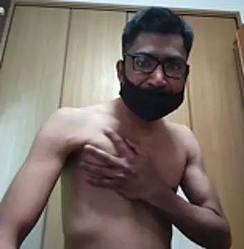 Snapshot of SunkLupus chatting on February 2026 11:12:01 PM SunkLupus online show from February 2026 11:12:01 PM