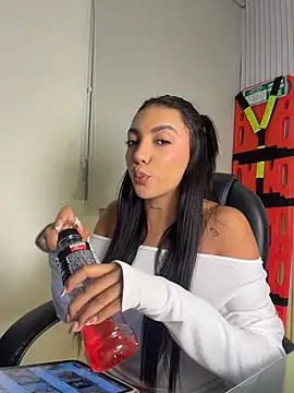 ImAshley1 online show from July 2026 01:23:02 AM