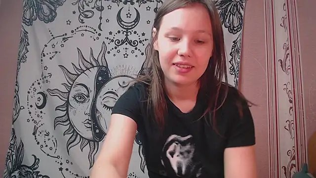 Snapshot of Thighswithspikes chatting on September 2025 09:13:02 AM Thighswithspikes online show from September 2025 09:13:02 AM