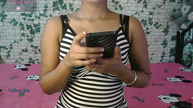 Snapshot of Trishna_love chatting on October 2025 06:40:01 PM Trishna love online show from October 2025 06:40:01 PM