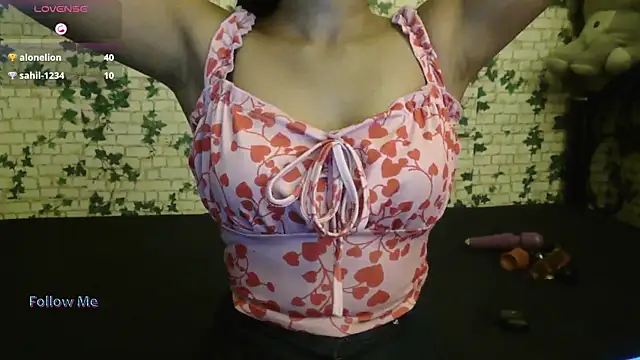 Snapshot of Trishna_love chatting on November 2025 03:28:02 AM Trishna love online show from November 2025 03:28:02 AM