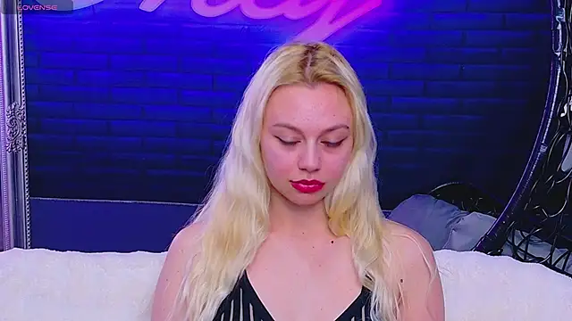 AlessiaCroft online show from May 2026 04:08:01 AM