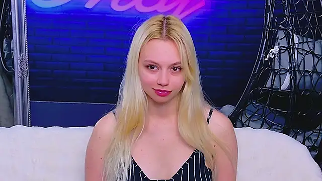 AlessiaCroft online show from May 2026 03:58:02 AM