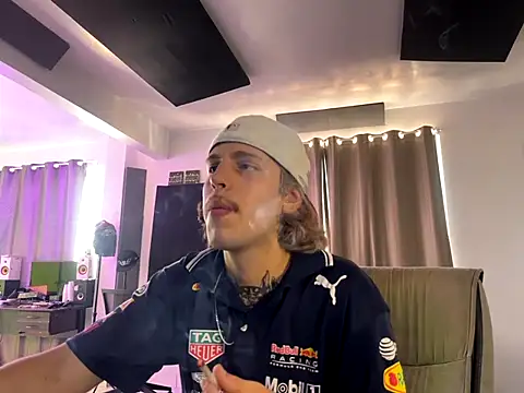 bigrosa21cm online show from December 2025 07:43:02 PM