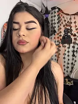 Snapshot of Kariina__69 chatting on November 2025 02:58:02 AM Kariina 69 online show from November 2025 02:58:02 AM