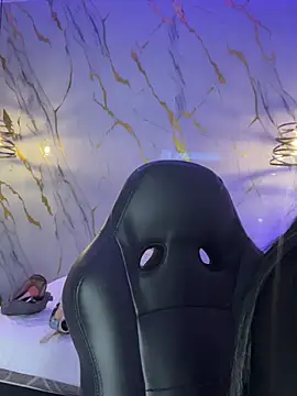 Kariina  69 online show from April 2026 01:05:02 AM