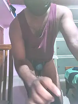 Snapshot of UrbanUtopia chatting on October 2025 05:14:02 PM UrbanUtopia online show from October 2025 05:14:02 PM