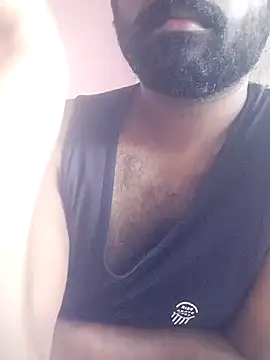 Snapshot of UrbanUtopia chatting on October 2025 06:10:01 AM UrbanUtopia online show from October 2025 06:10:01 AM