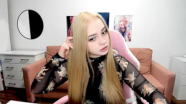 mistress lain online show from March 2026 11:55:01 PM