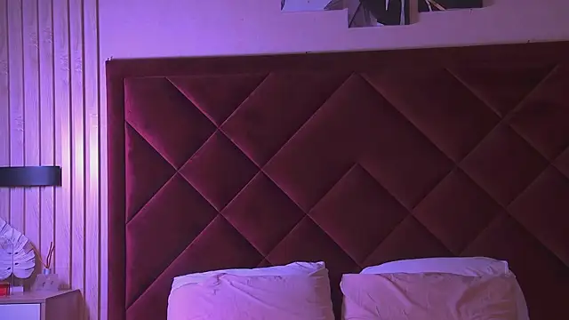 StacyHarland online show from October 2025 04:30:01 AM