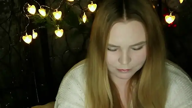 Snapshot of blushing_star chatting on February 2026 04:36:02 PM blushing star online show from February 2026 04:36:02 PM