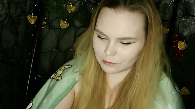 Snapshot of blushing_star chatting on February 2026 04:38:01 PM blushing star online show from February 2026 04:38:01 PM