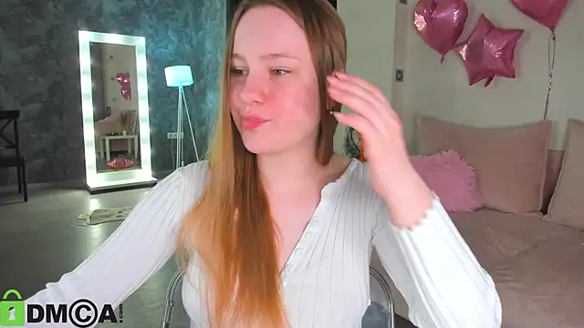 Candy Cansew online show from May 2026 10:50:03 PM