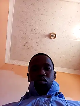 Snapshot of Thenaughtyboy360 chatting on November 2025 12:05:01 PM Thenaughtyboy360 online show from November 2025 12:05:01 PM