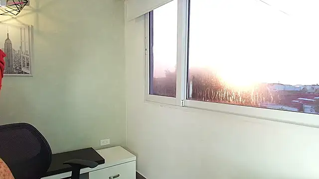  Victoria Collins online show from November 2025 11:10:01 AM