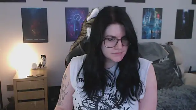 GothSuccubusBabe online show from October 2025 07:11:02 PM