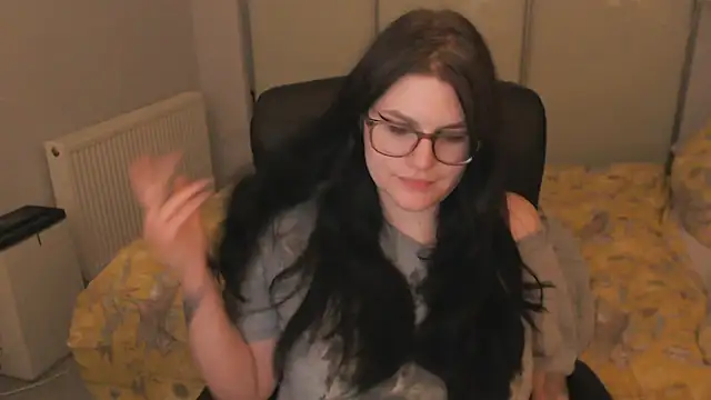 GothSuccubusBabe online show from May 2026 09:11:02 PM