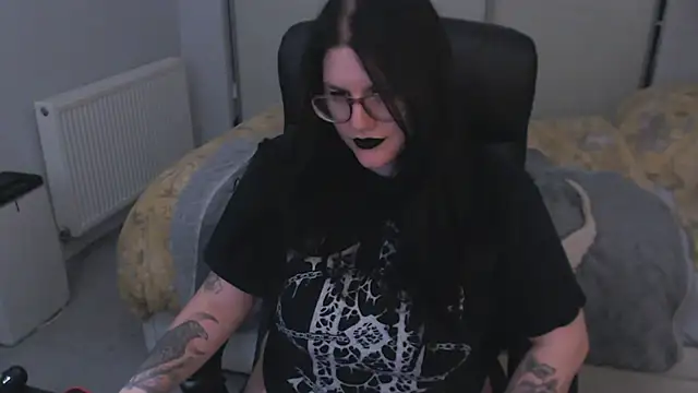Snapshot of GothSuccubusBabe chatting on July 2026 10:27:01 PM GothSuccubusBabe online show from July 2026 10:27:01 PM