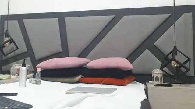 amanda ramirez online show from July 2026 09:27:01 PM