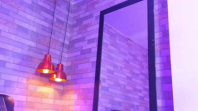 DixyPalmer online show from September 2025 07:47:01 PM