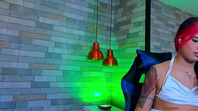 DixyPalmer online show from September 2025 07:37:01 PM