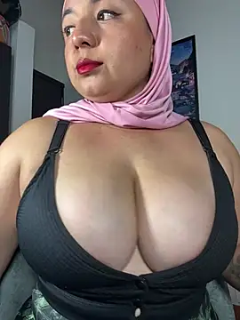 bluum online show from June 2026 07:40:01 PM