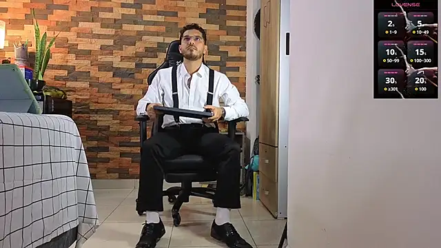 samuelcoopeer online show from April 2026 06:50:01 PM