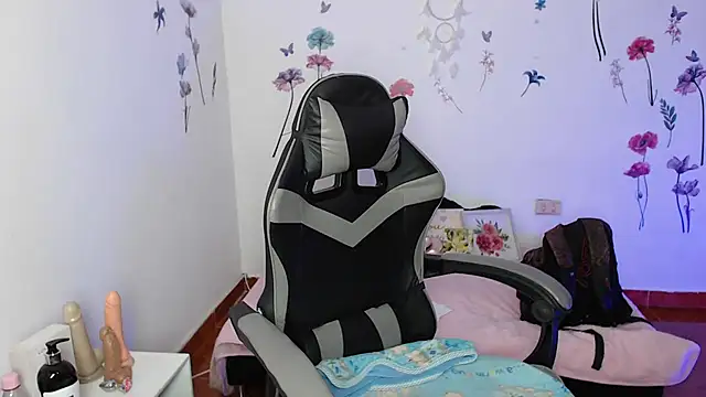 Snapshot of mariaana__222 chatting on March 2026 04:07:01 AM mariaana 222 online show from March 2026 04:07:01 AM