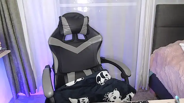 Snapshot of mariaana__222 chatting on April 2026 04:01:01 AM mariaana 222 online show from April 2026 04:01:01 AM