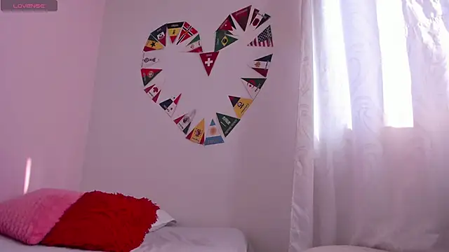 Ameliacooley online show from June 2026 12:36:02 PM