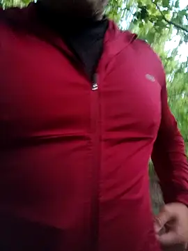 CloudyMuscleBeefy online show from September 2025 06:08:02 PM