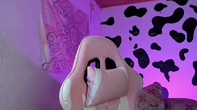 abbie jensen  online show from September 2025 01:40:01 AM