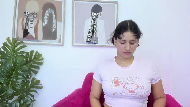 niia7 online show from July 2026 07:05:01 PM