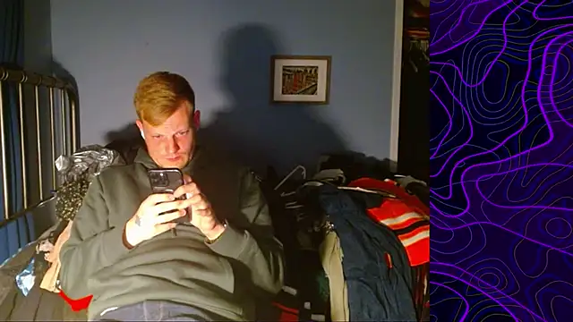 Snapshot of lustylyndon chatting on November 2025 04:33:01 AM lustylyndon online show from November 2025 04:33:01 AM