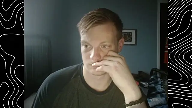 Snapshot of lustylyndon chatting on December 2025 04:16:01 PM lustylyndon online show from December 2025 04:16:01 PM