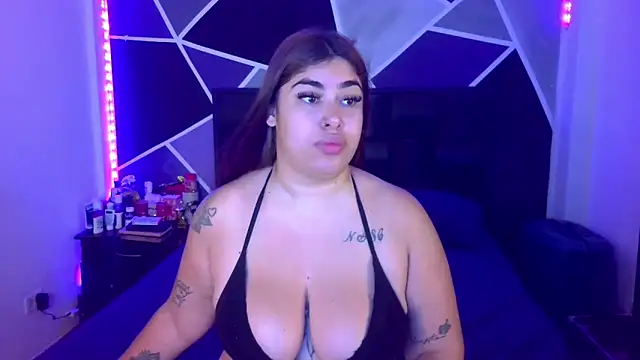 jazminslut online show from May 2026 12:39:01 AM