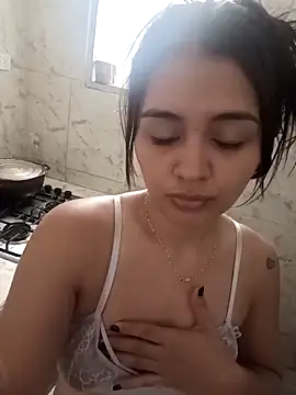 tifanny turner online show from September 2025 03:57:01 PM