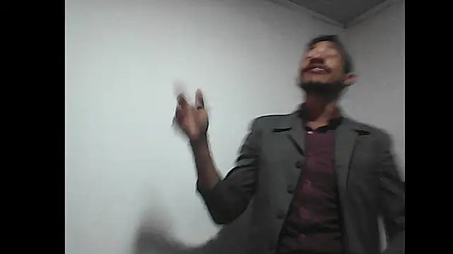 Snapshot of Kratos-Moreno chatting on April 2026 02:44:02 PM Kratos-Moreno online show from April 2026 02:44:02 PM